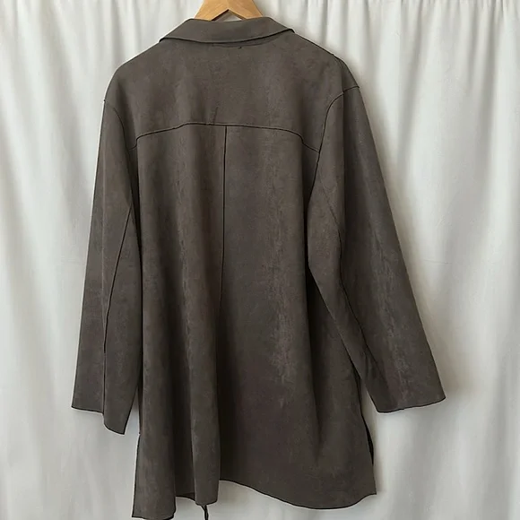 Tahari Stylish Dark Grey Faux Leather/Suede Long Jacket Coat **Size 3X** 🌺🌺 - Picture 2 of 4